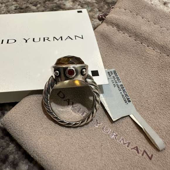 David Yurman Oval Renaissance Ring - Citrine w/Carnelian Accents - Picture 11 of 17